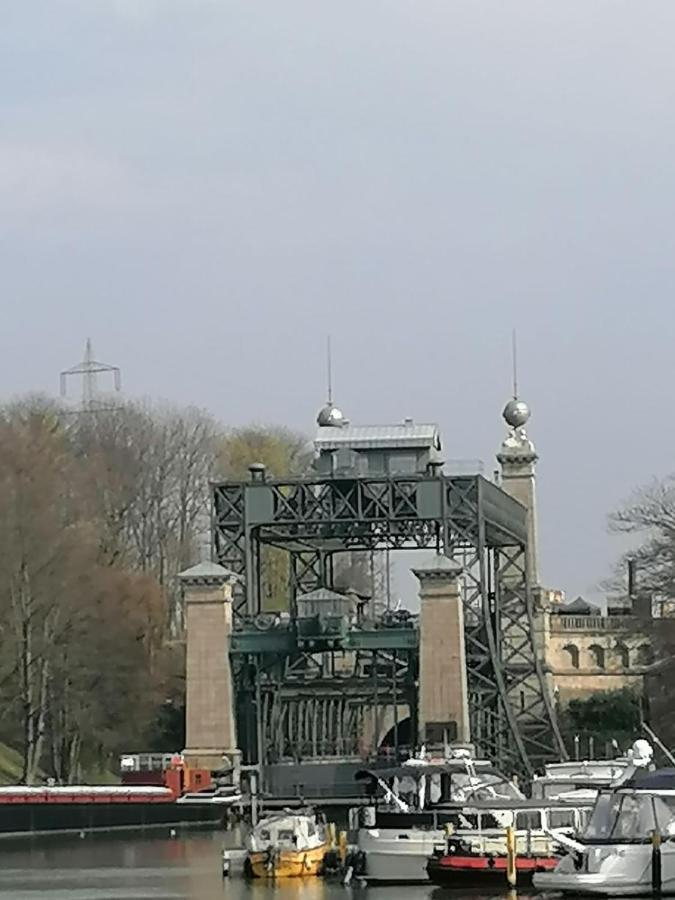 Haus Lupo Am Kanal Castrop-Rauxel Dış mekan fotoğraf